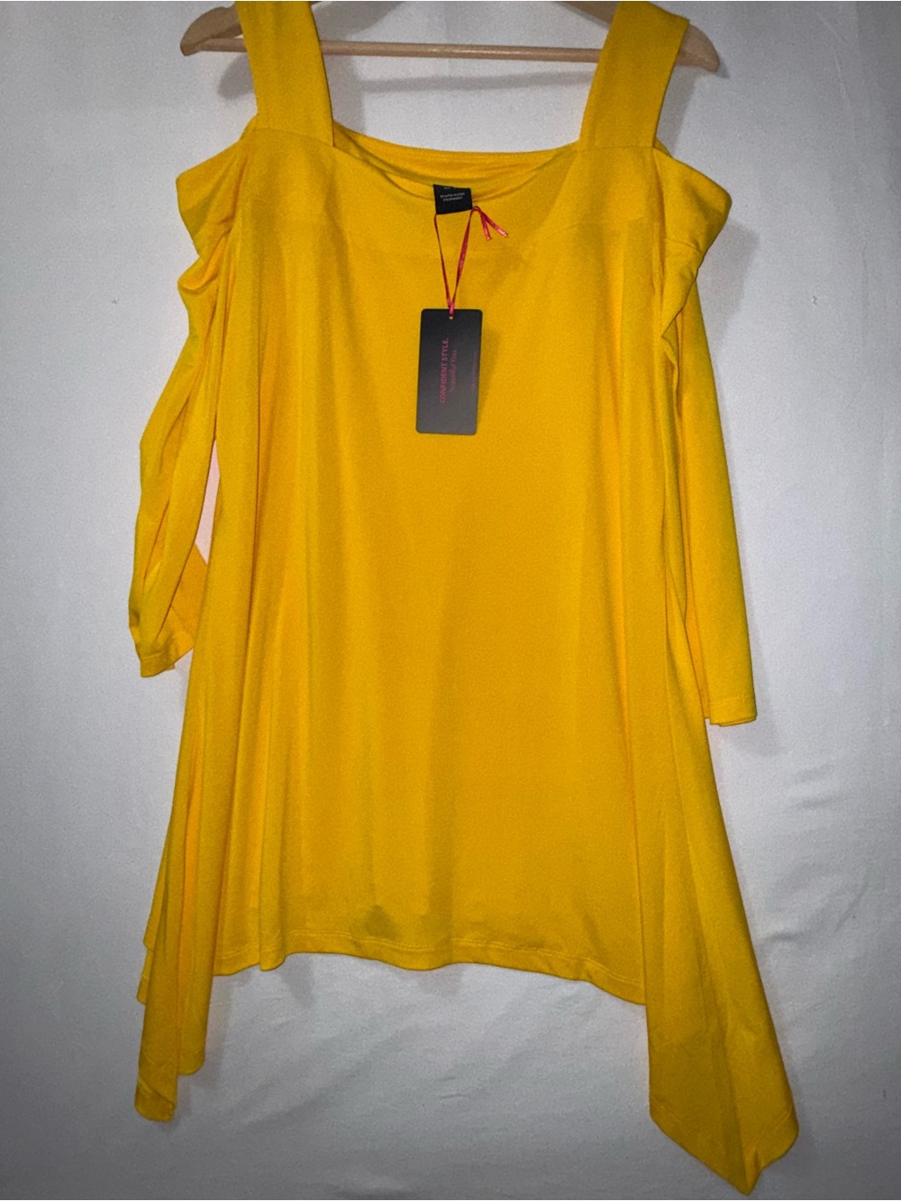 Midnight Velvet Yellow Cold Shoulder Tunic Top XL NWT Asymmetrical Hem